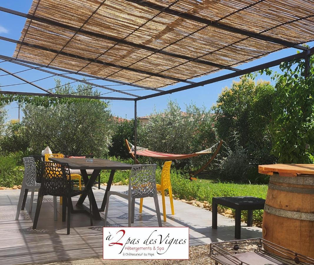 A 2 Pas Des Vignes, Hebergements Et Spa, Maison Numero 6, A Chateauneuf Du Pape Εξωτερικό φωτογραφία