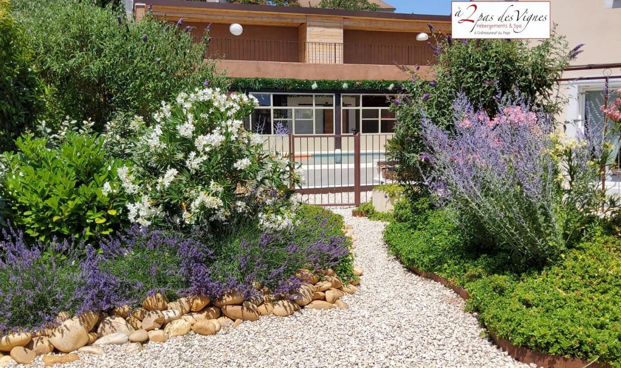 A 2 Pas Des Vignes, Hebergements Et Spa, Maison Numero 6, A Chateauneuf Du Pape Εξωτερικό φωτογραφία